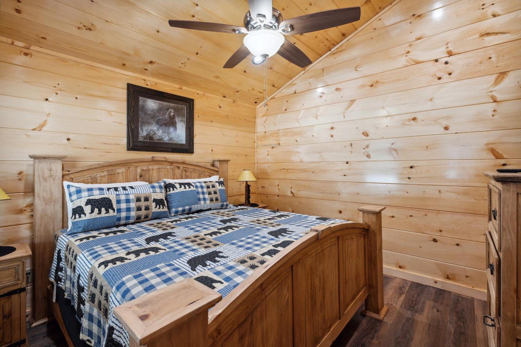 The 3 Bears Is A Newly Built 3 Bedroom Cabin Only 3 Minutes From The Parkway! Pigeon Forge Kültér fotó